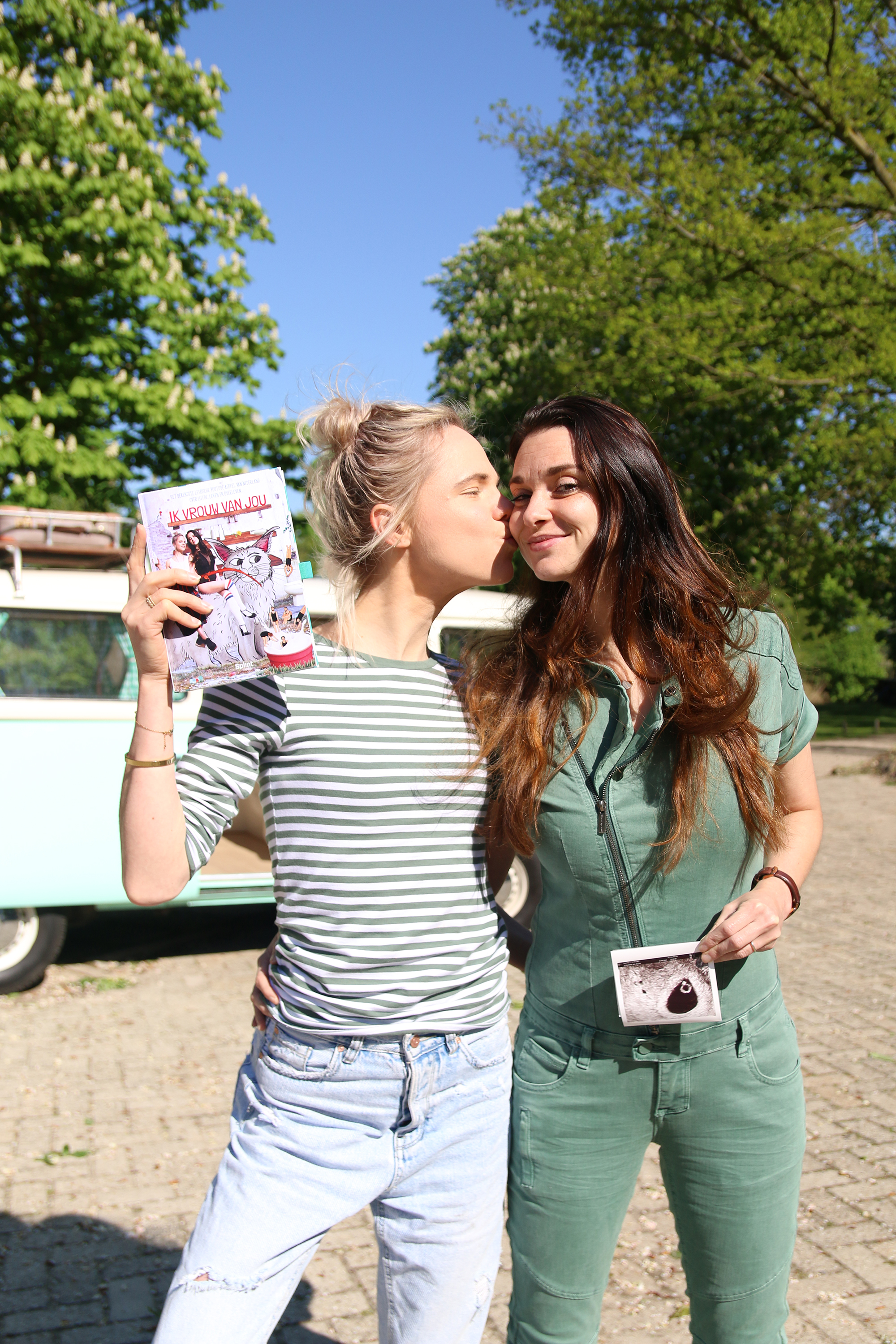 De vrouwen van Ik Vrouw van Jou zijn zwanger foto