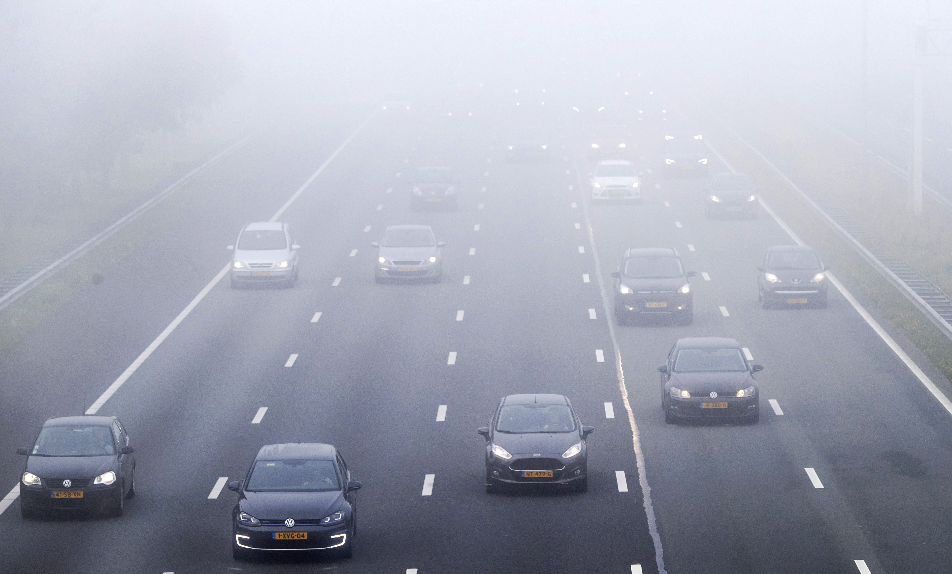 Verkeershinder: Dikke Mist Utrecht En Zuid-Holland