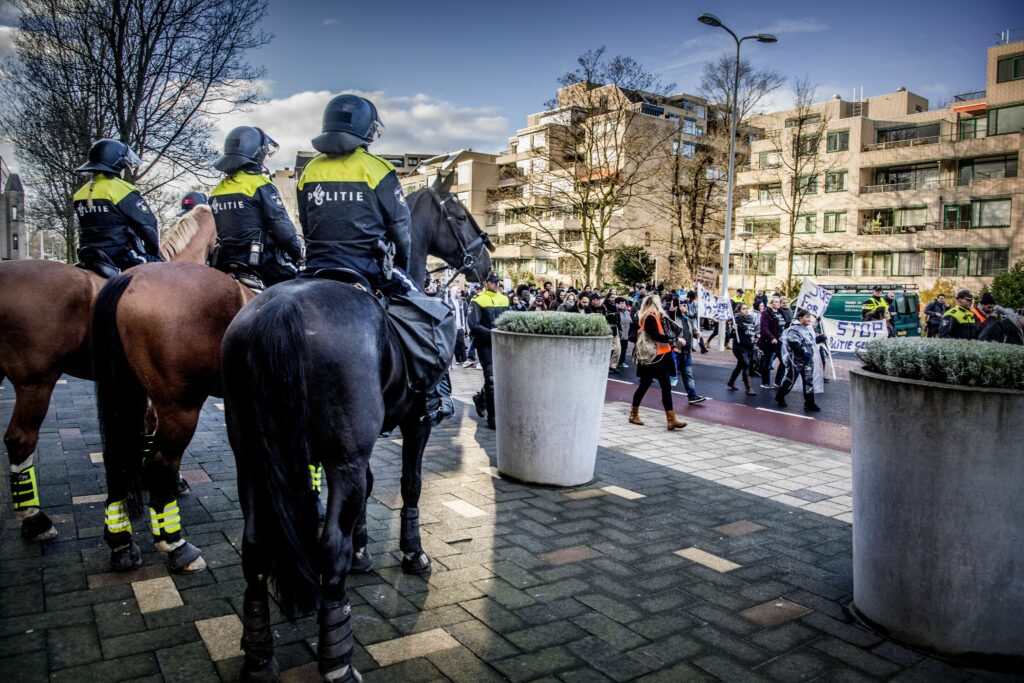 Fysiek En Verbaal Geweld Tegen Politie Toegenomen