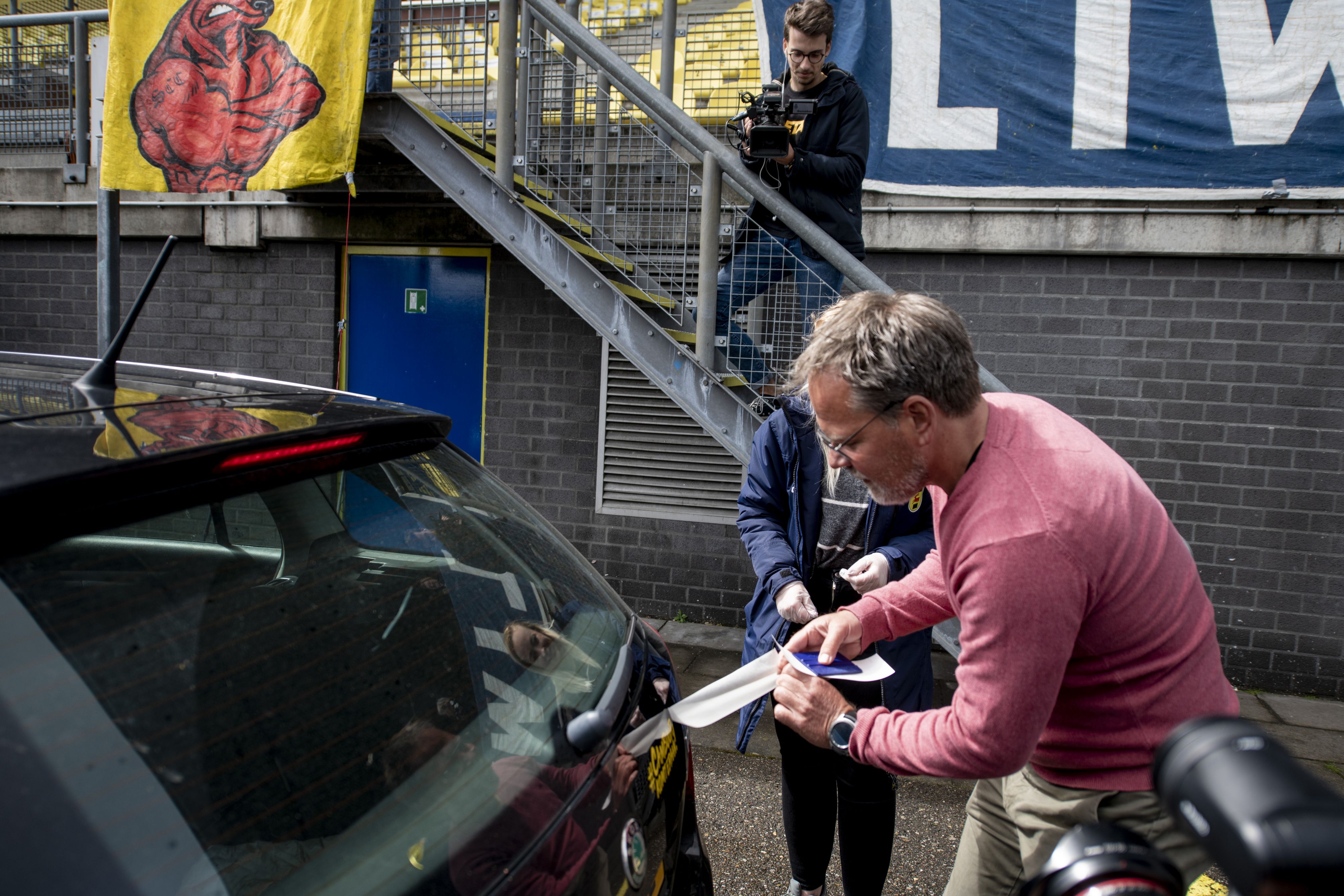 SC Cambuur haalt tienduizenden euro's op met ludieke actie