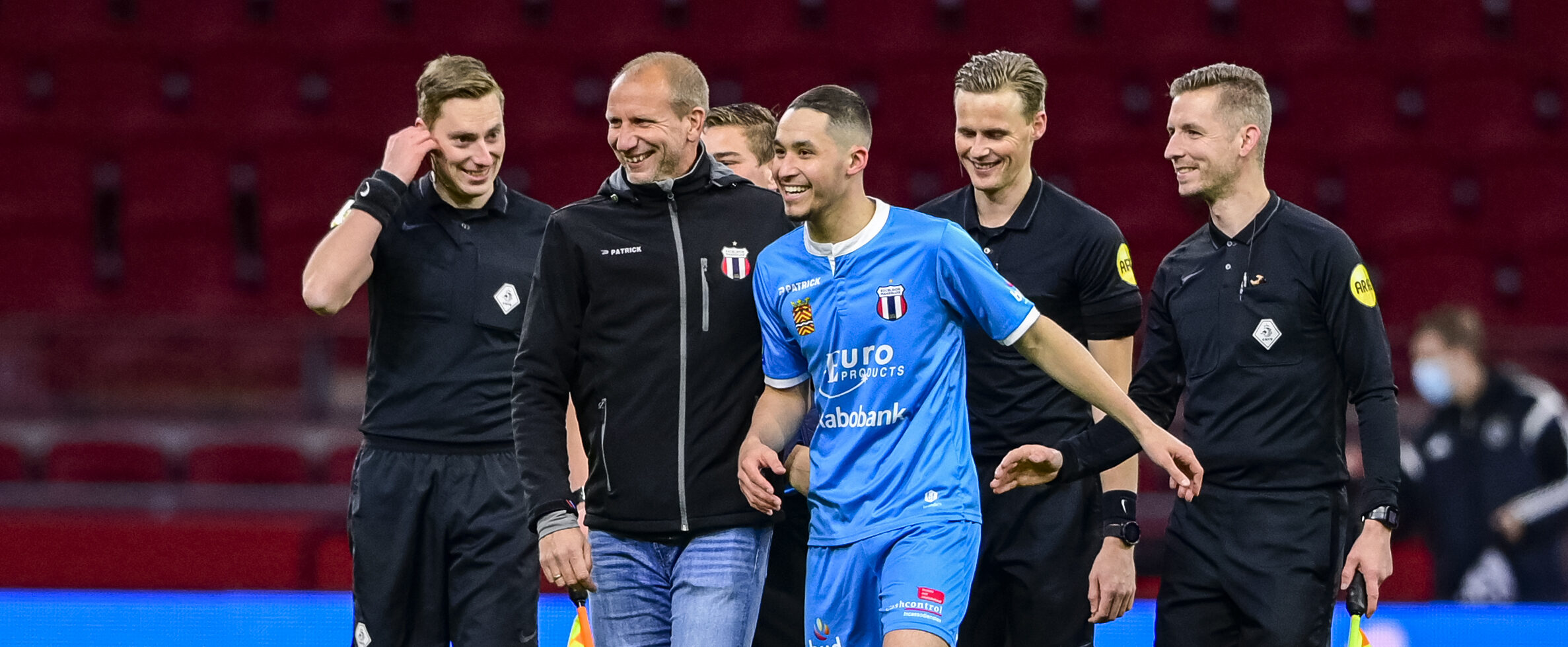 Mooie reacties op erehaag voor genezen Devin Plank bij Ajax