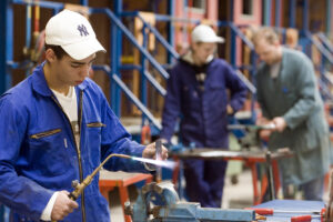 We ervaren flink minder werkgeluk, maar deze sector scoort het hoogst