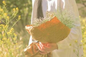 opgebiecht-bloemen-gestolen