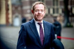 David van Weel minister Justitie en Veiligheid voorbereiding oorlog