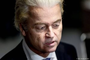 DEN HAAG - Geert Wilders (PVV) staat de pers te woord na afloop van de stemmingen in de Tweede Kamer. ANP REMKO DE WAAL