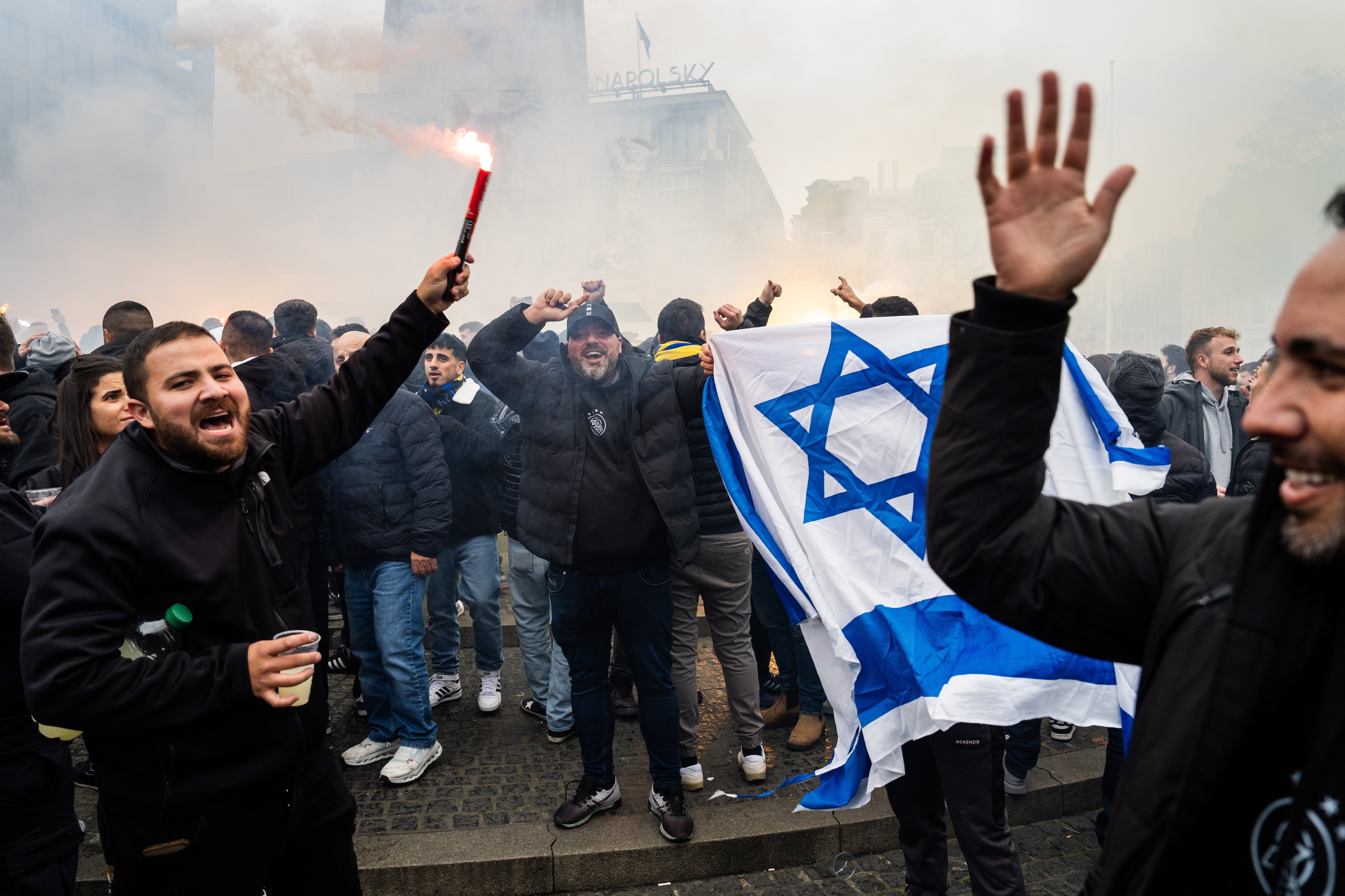 Ook beelden Maccabi Tel Aviv-supporters weegt politie mee